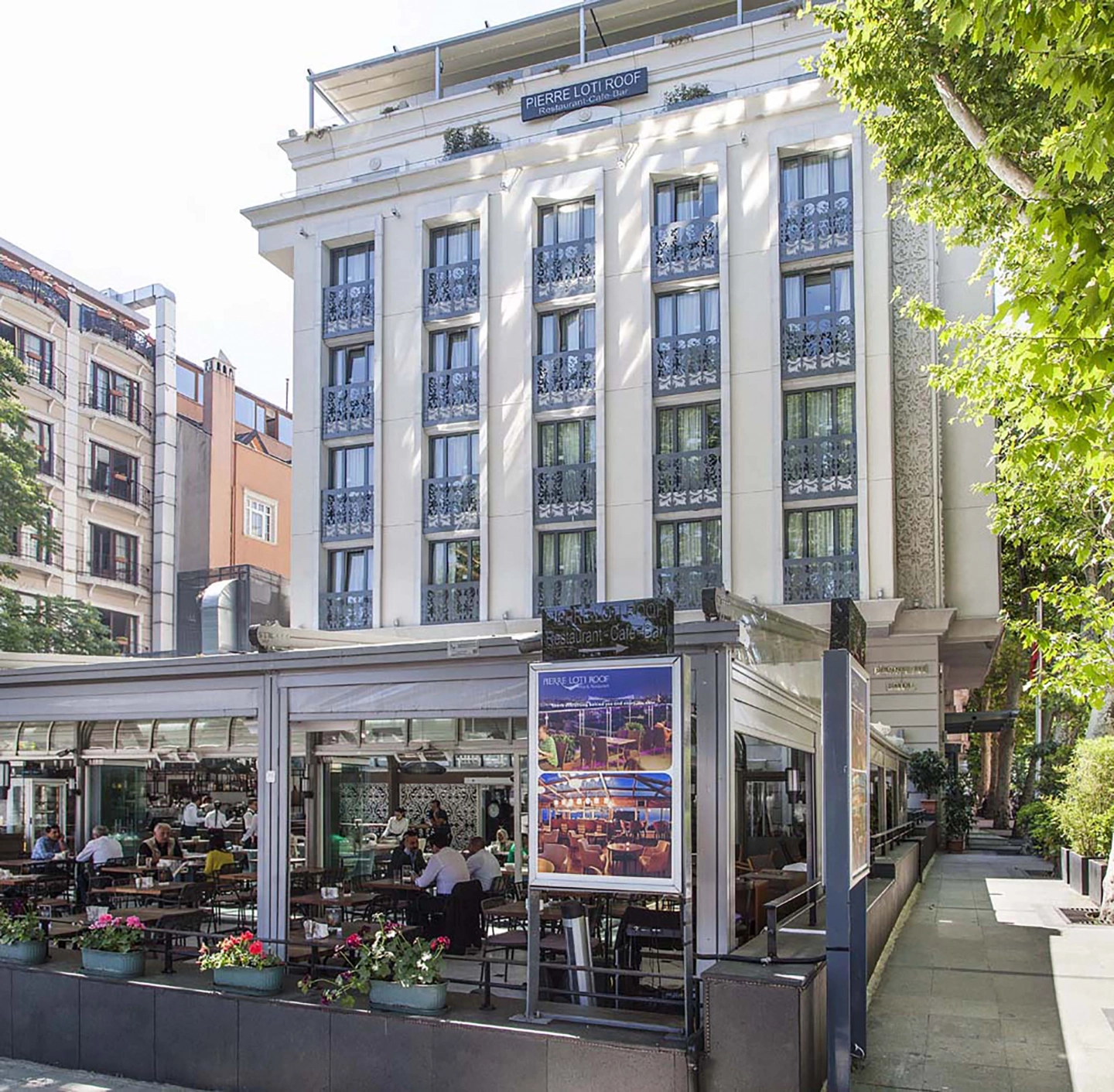 Hotel PIERRE LOTI